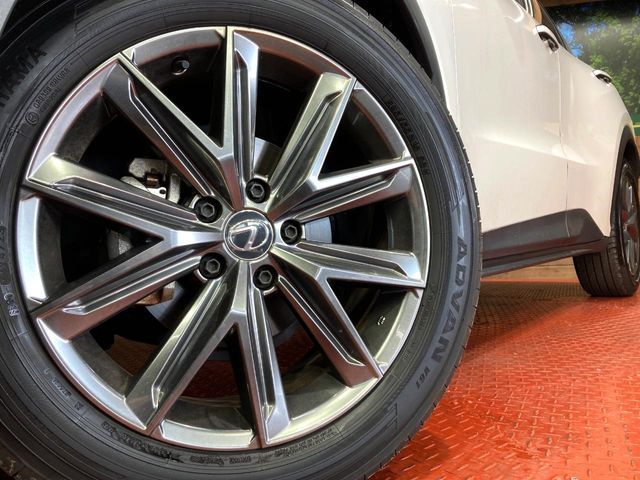 TOYOTA LEXUS LBX 2024