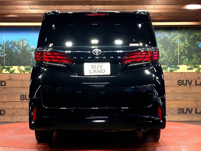 TOYOTA ALPHARD 2024