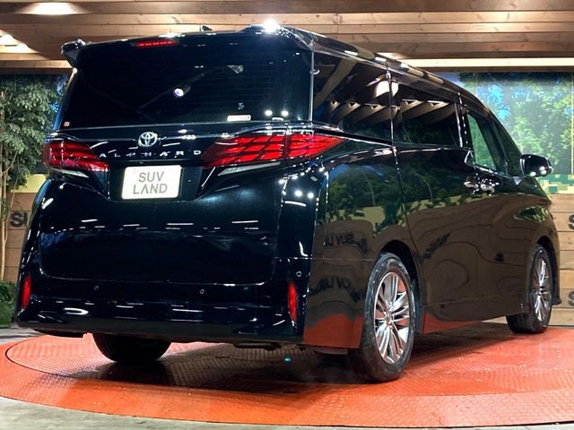 TOYOTA ALPHARD 2024