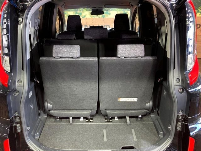 TOYOTA SIENTA HYBRID 2022