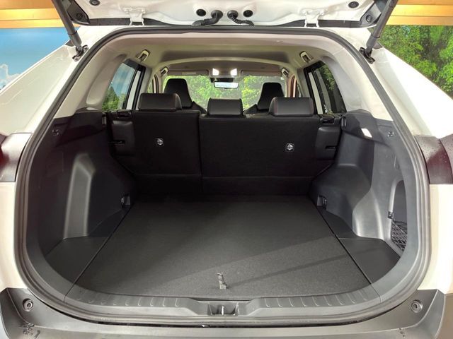 TOYOTA RAV4 4WD 2025