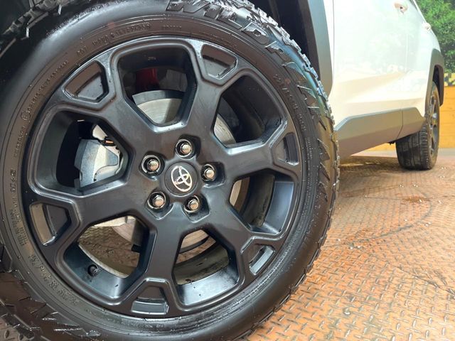 TOYOTA RAV4 4WD 2025