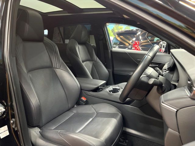 TOYOTA HARRIER HYBRID 2025