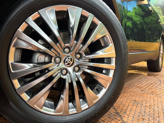 TOYOTA HARRIER HYBRID 2025