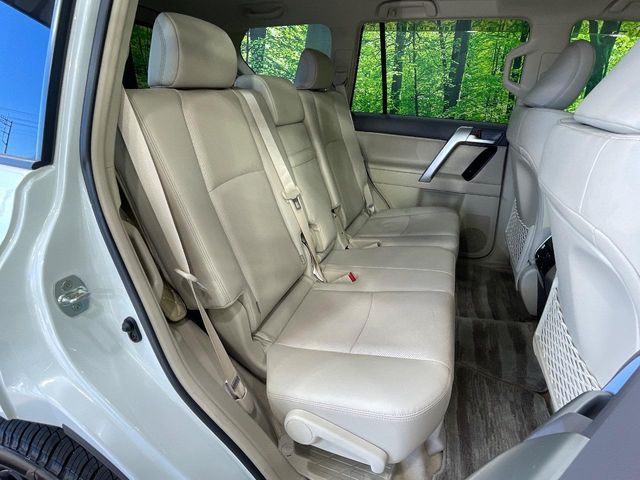 TOYOTA LANDCRUISER PRADO 2023