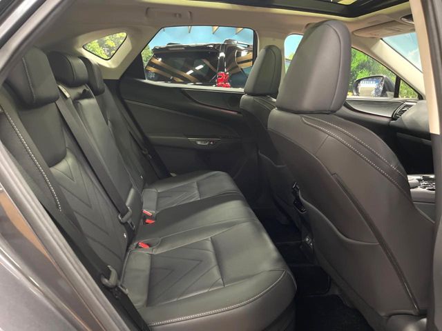 TOYOTA LEXUS NX350h 2022