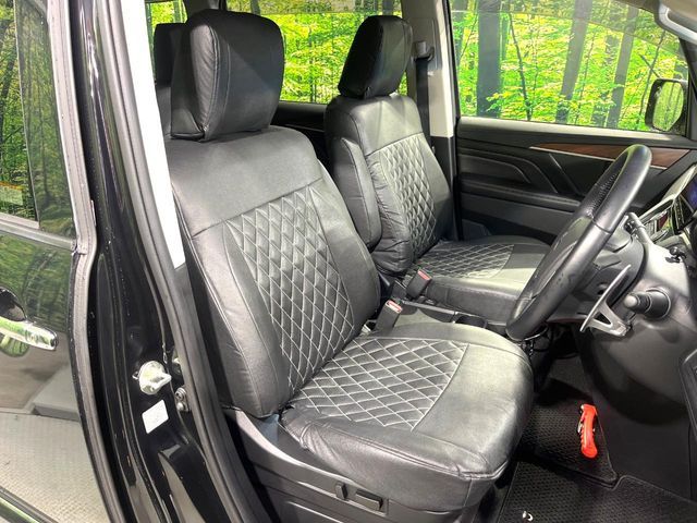 MITSUBISHI DELICA D:5 4WD 2023