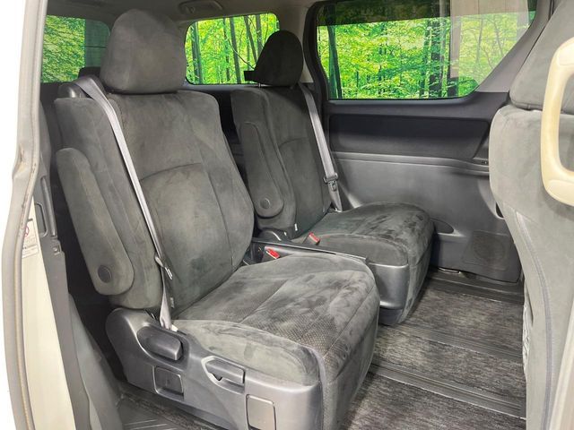 TOYOTA VELLFIRE 2009