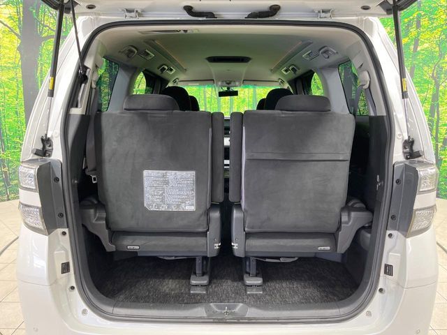 TOYOTA VELLFIRE 2009