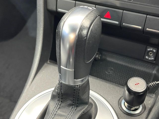 VOLKSWAGEN VOLKSWAGEN The BEETLE 2014