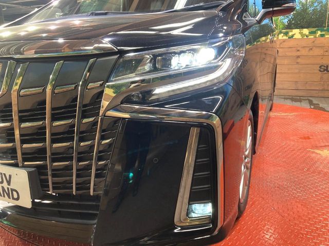 TOYOTA ALPHARD 2020
