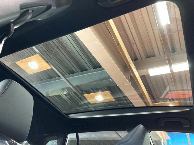 TOYOTA COROLLA CROSS HYBRID 2025