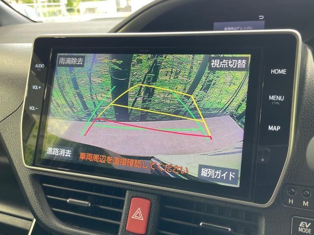 TOYOTA VOXY HYBRID 2018