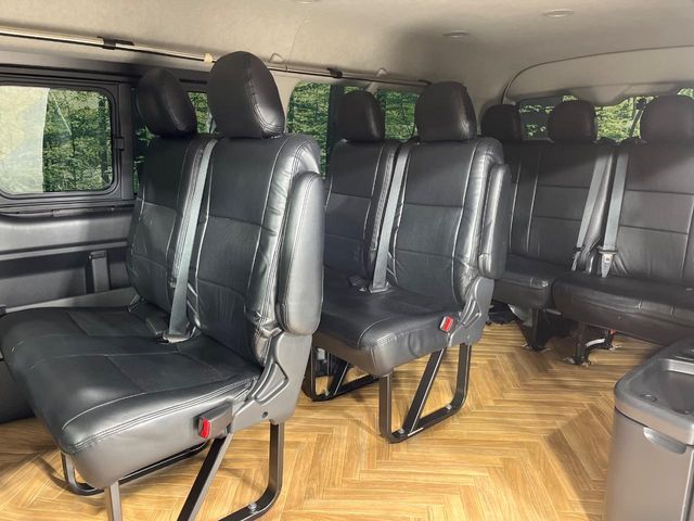 TOYOTA HIACE wagon 4WD 2023