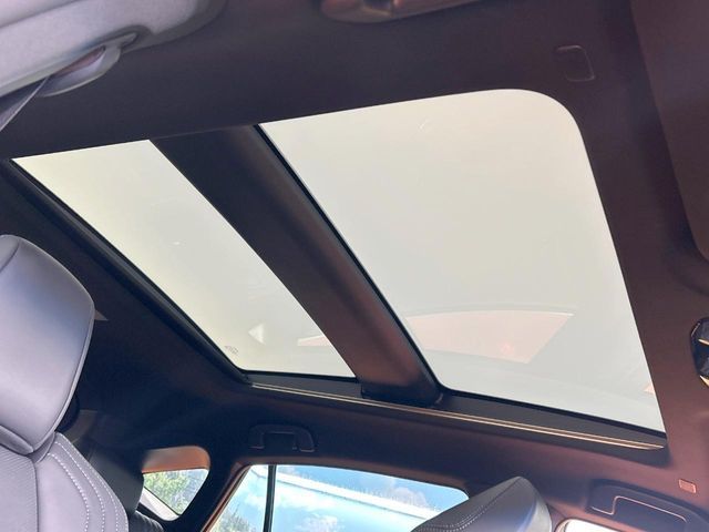 TOYOTA HARRIER 2WD 2023