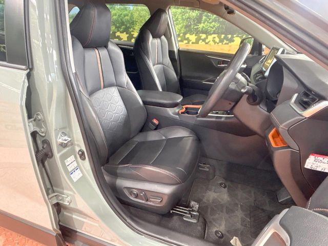 TOYOTA RAV4 4WD 2020