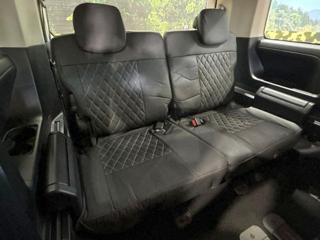 MITSUBISHI DELICA D:5 4WD 2024