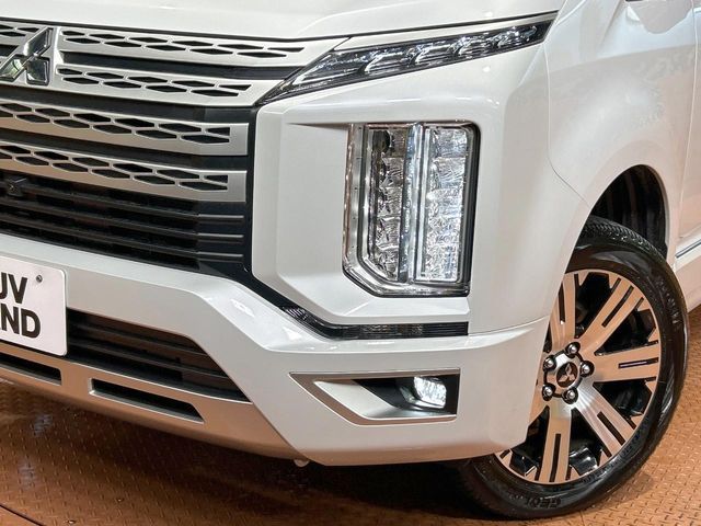 MITSUBISHI DELICA D:5 4WD 2024