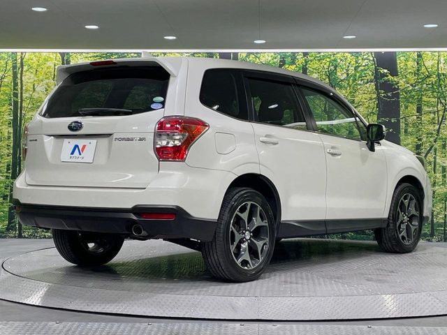 SUBARU FORESTER 2015