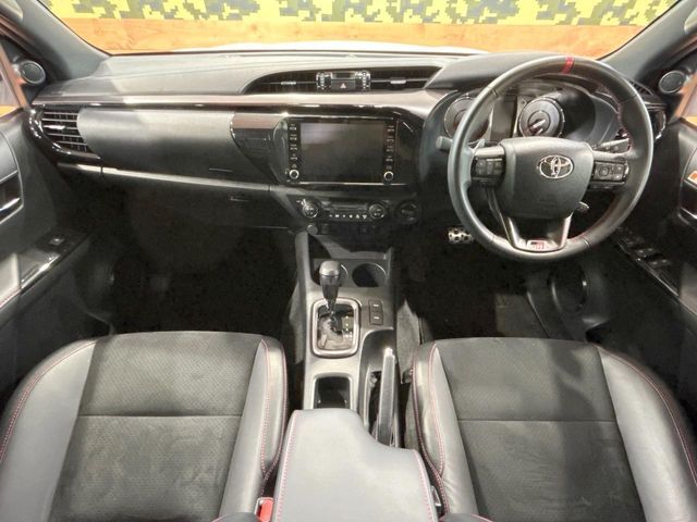 TOYOTA HILUX 4WD 2023