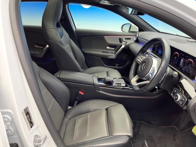 MERCEDES BENZ MERCEDES BENZ A class 2019