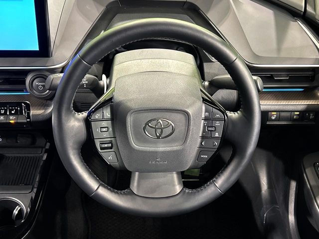 TOYOTA PRIUS 2025