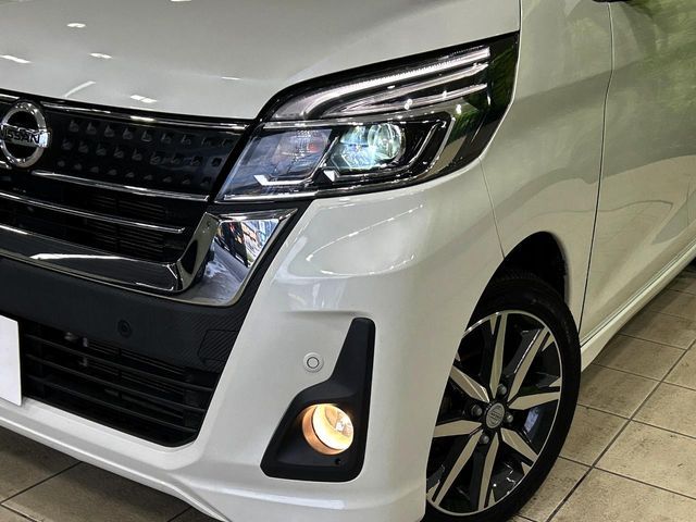 NISSAN DAYZ ROOX 2019