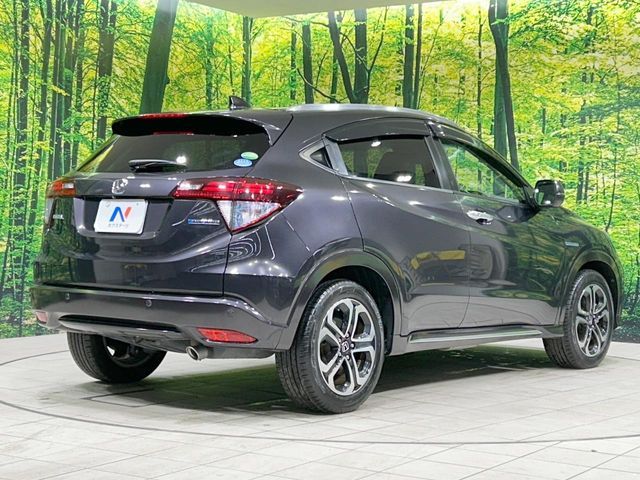HONDA VEZEL HYBRID 2017