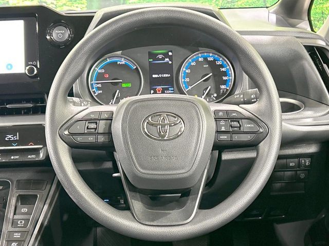 TOYOTA NOAH HYBRID 2025