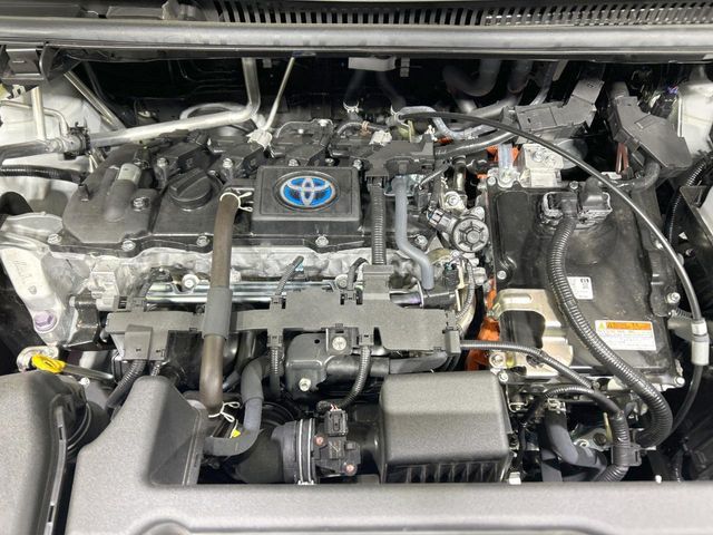 TOYOTA NOAH HYBRID 2025