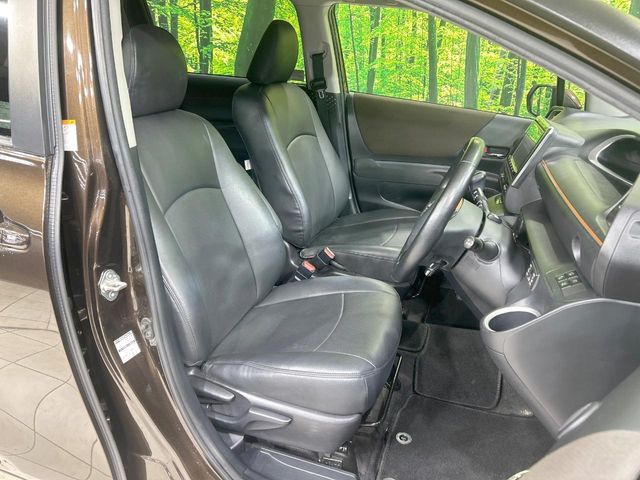 TOYOTA SIENTA HYBRID 2018