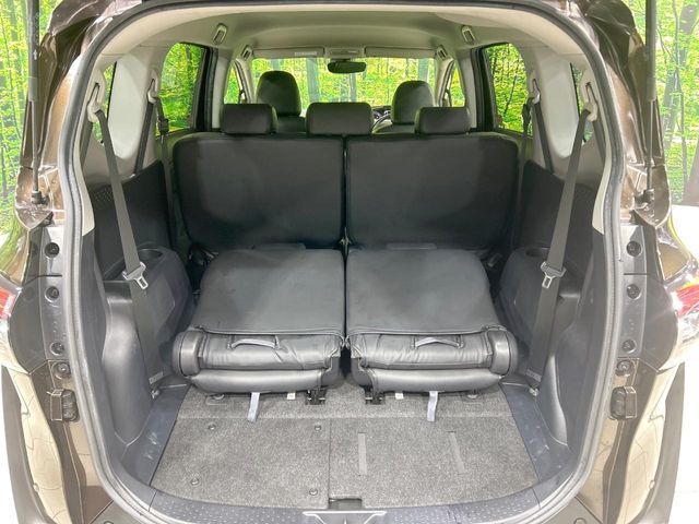 TOYOTA SIENTA HYBRID 2018