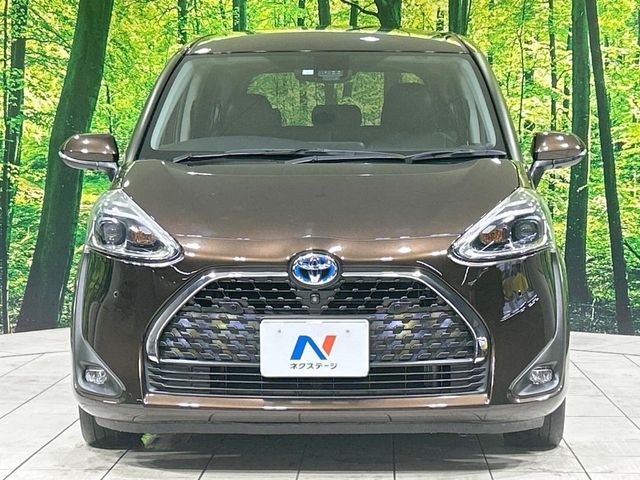 TOYOTA SIENTA HYBRID 2018