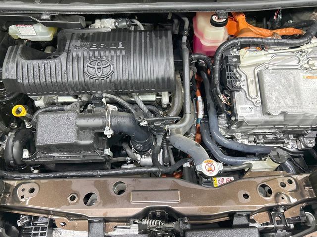 TOYOTA SIENTA HYBRID 2018