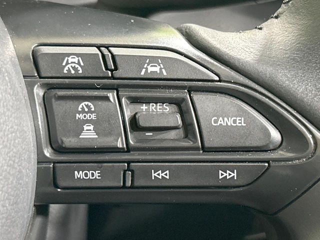 TOYOTA YARIS CROSS 2025