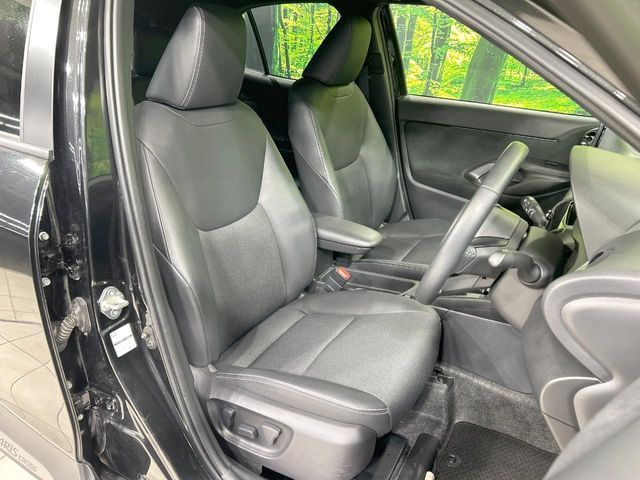 TOYOTA YARIS CROSS 2025