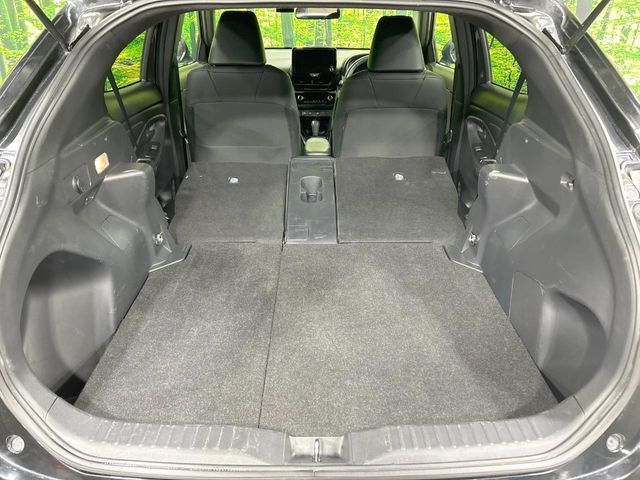 TOYOTA YARIS CROSS 2025