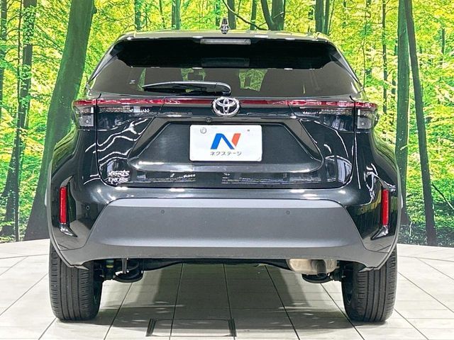 TOYOTA YARIS CROSS 2025