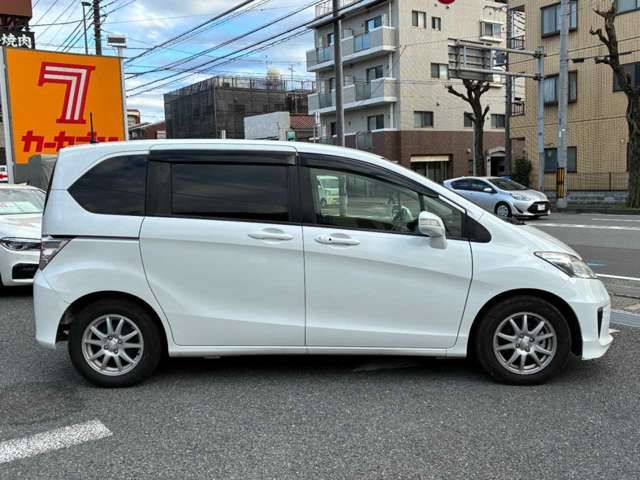 HONDA FREED 2014
