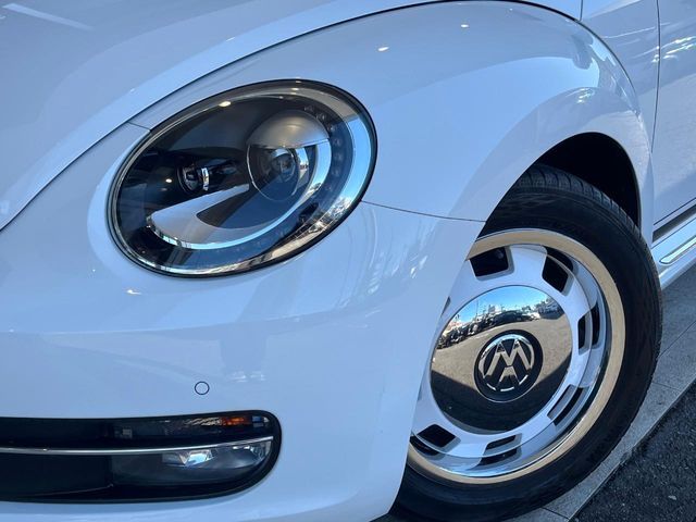 VOLKSWAGEN VOLKSWAGEN The BEETLE 2014