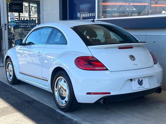 VOLKSWAGEN VOLKSWAGEN The BEETLE 2014