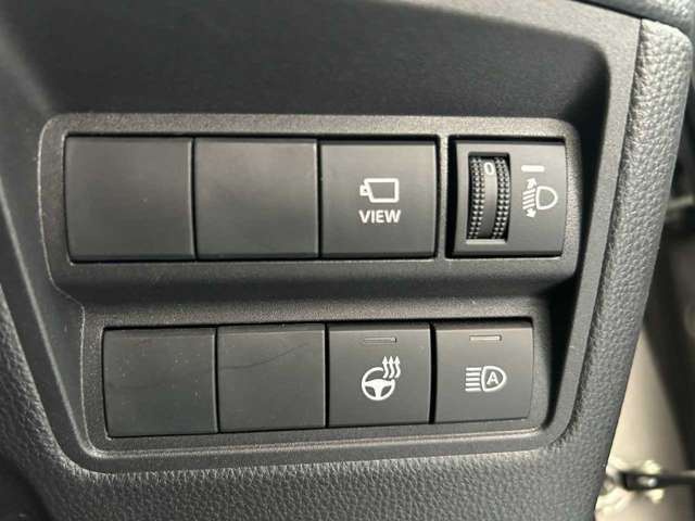 TOYOTA YARIS HYBRID 2024