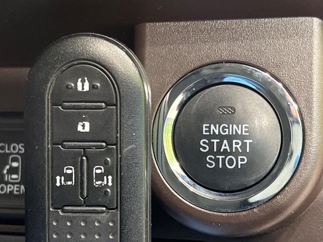 TOYOTA ROOMY 4WD 2017