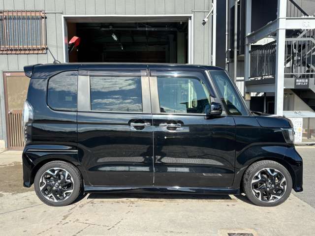 HONDA N BOX CUSTOM 2018