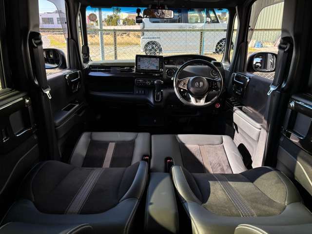 HONDA N BOX CUSTOM 2018