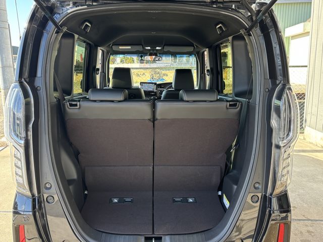 HONDA N BOX CUSTOM 2018