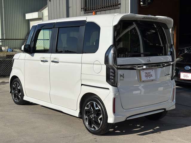 HONDA N BOX CUSTOM 2018