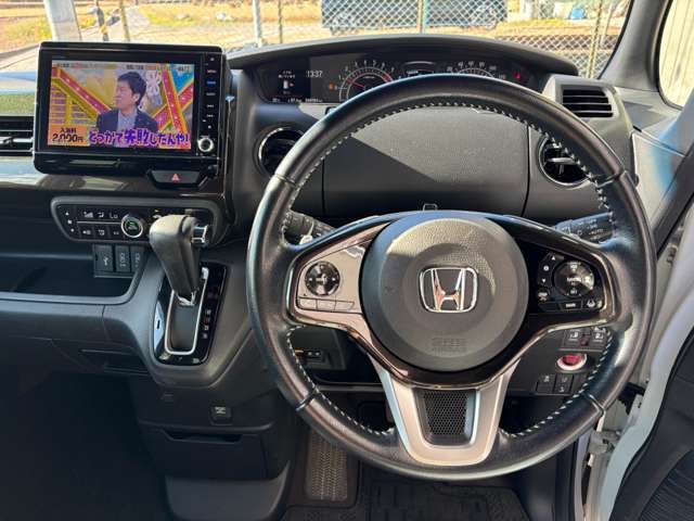 HONDA N BOX CUSTOM 2018