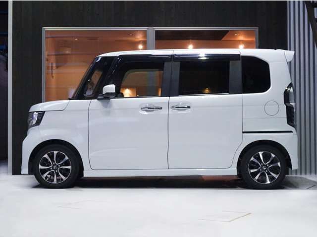 HONDA N BOX CUSTOM 2020