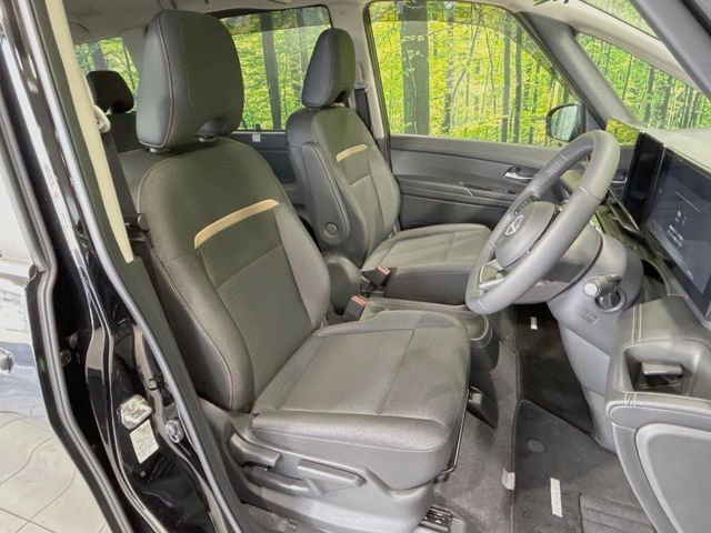 NISSAN SERENA  WG 2025